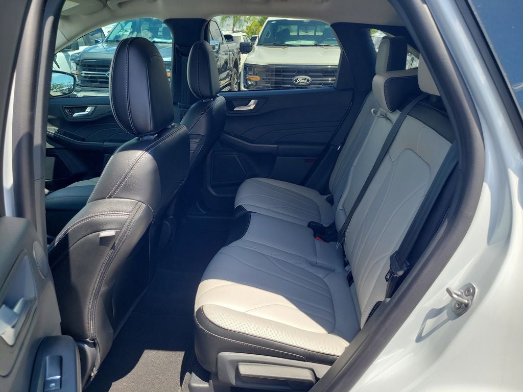 2025 Ford Escape Plug-In Hybrid Base