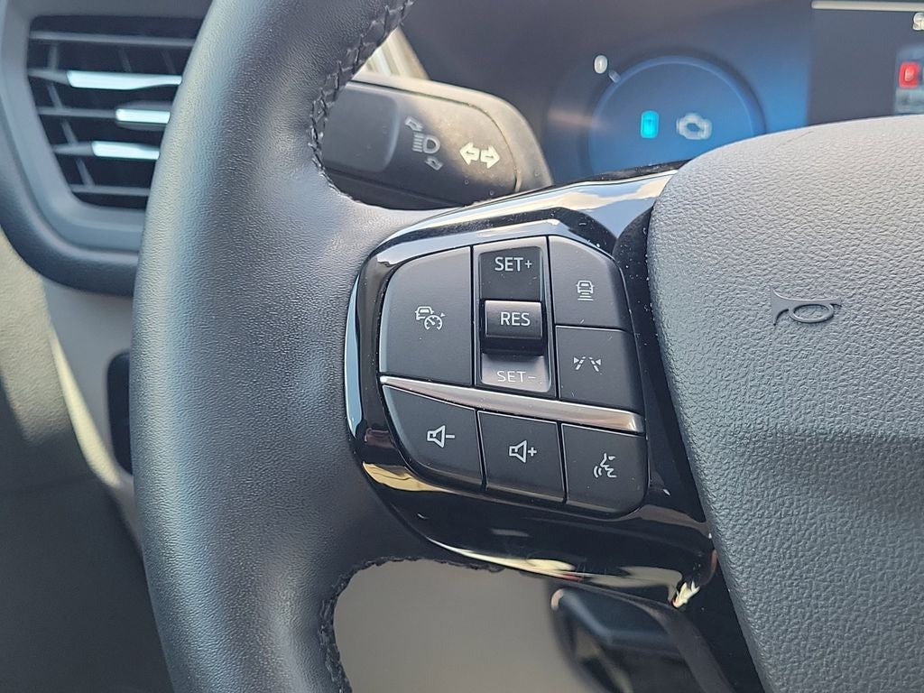 2025 Ford Escape Plug-In Hybrid Base
