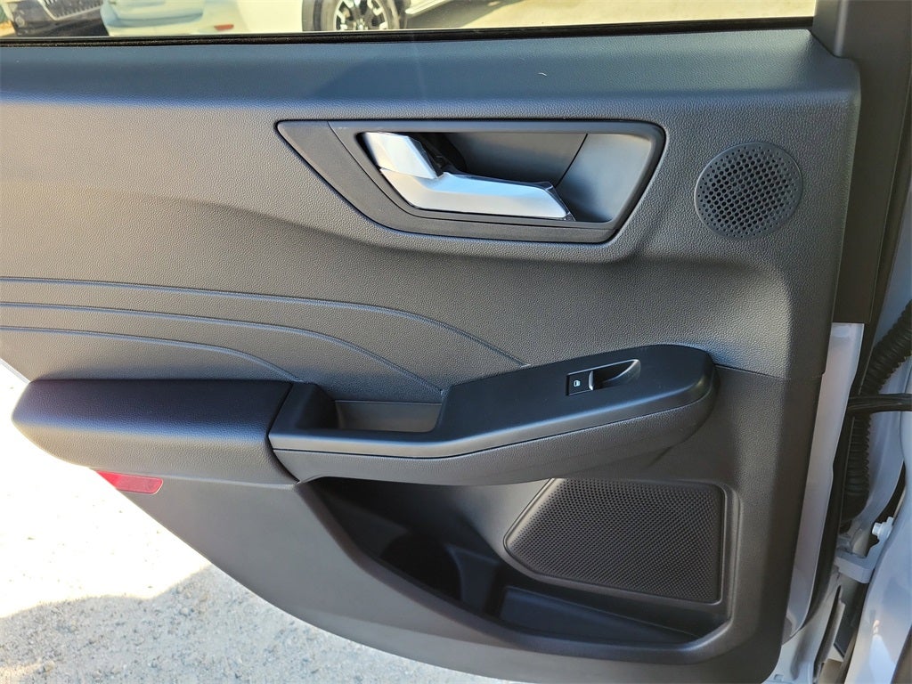 2026 Ford Escape Hybrid ST-Line Elite