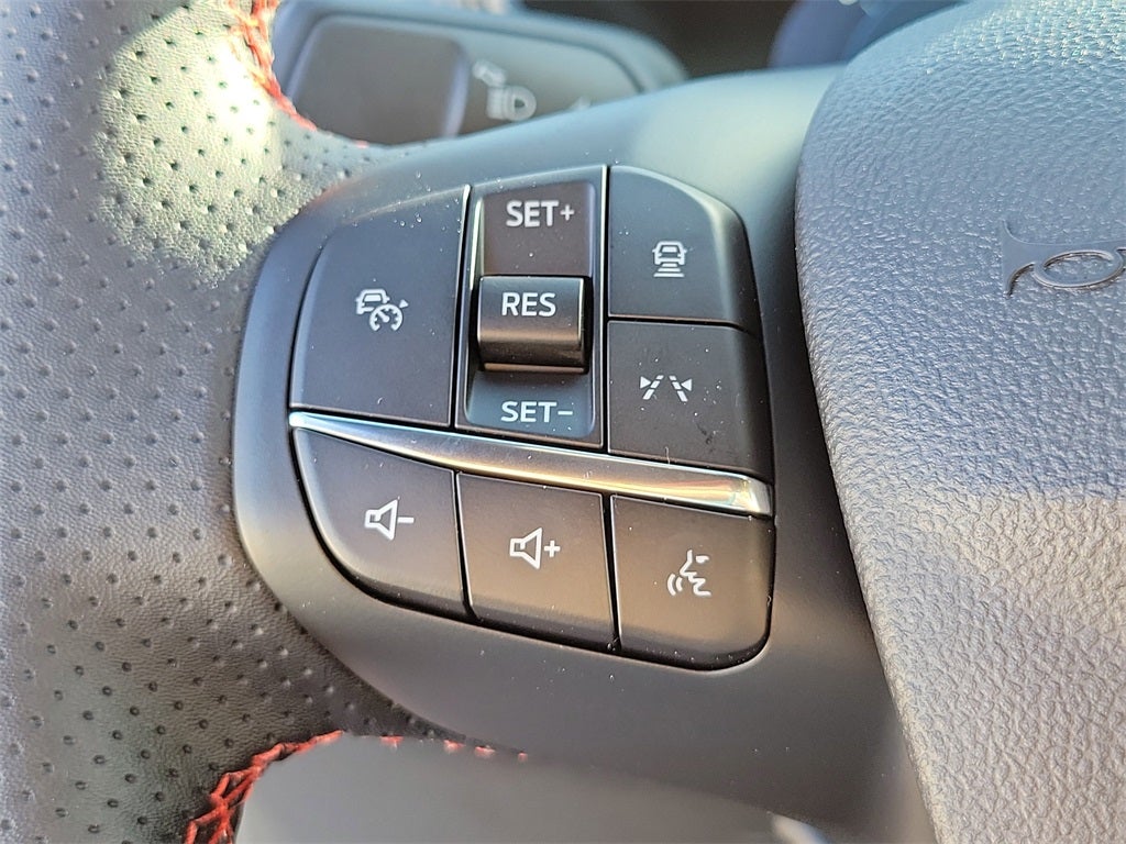 2026 Ford Escape Hybrid ST-Line Elite