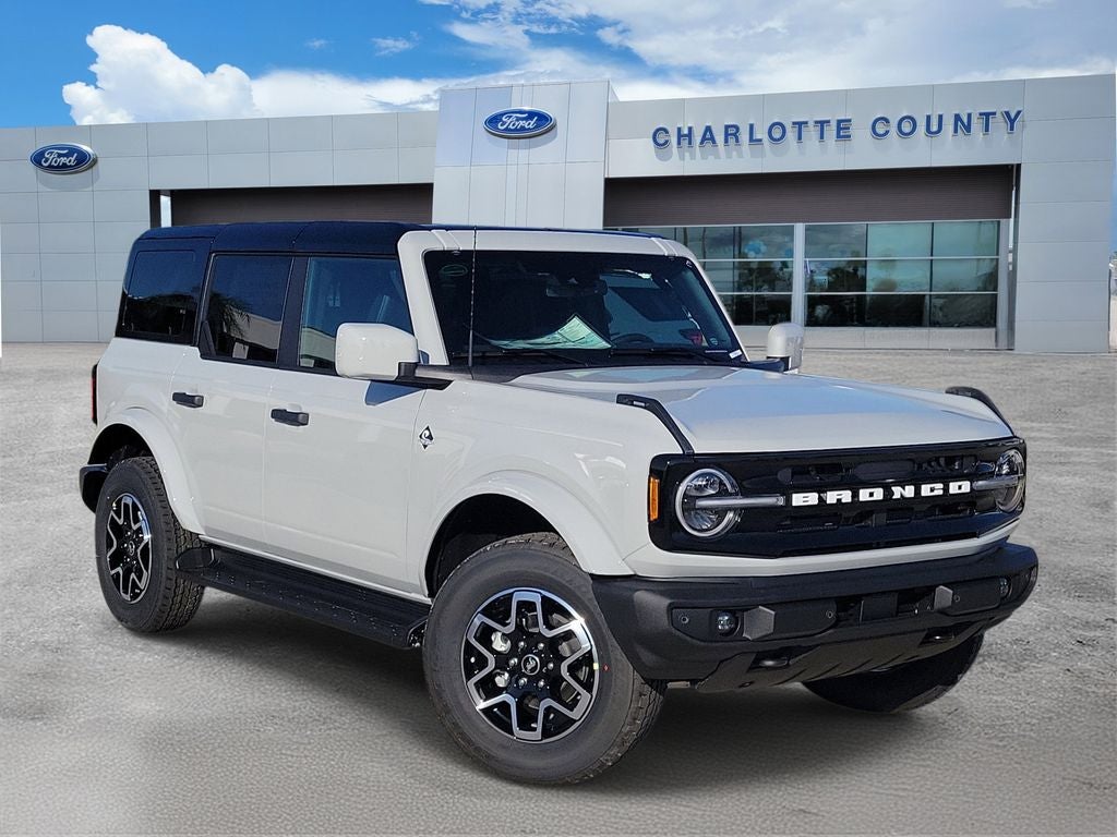 2026 Ford Bronco Outer Banks