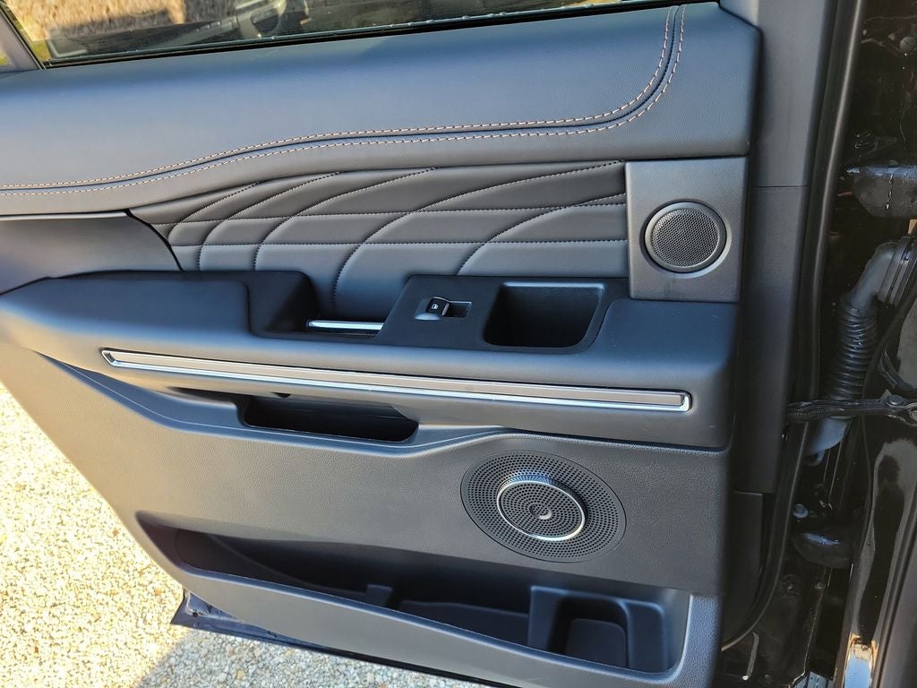 2024 Ford Expedition Max Platinum