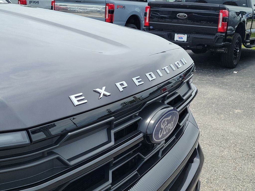2026 Ford Expedition Active