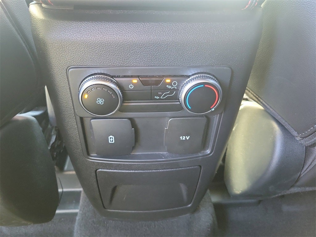 2024 Ford Explorer ST-Line