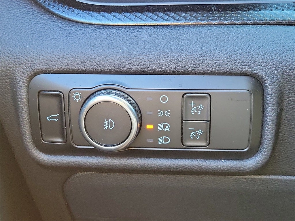 2024 Ford Explorer ST-Line