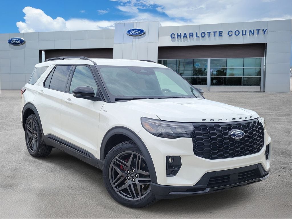 2026 Ford Explorer ST-Line