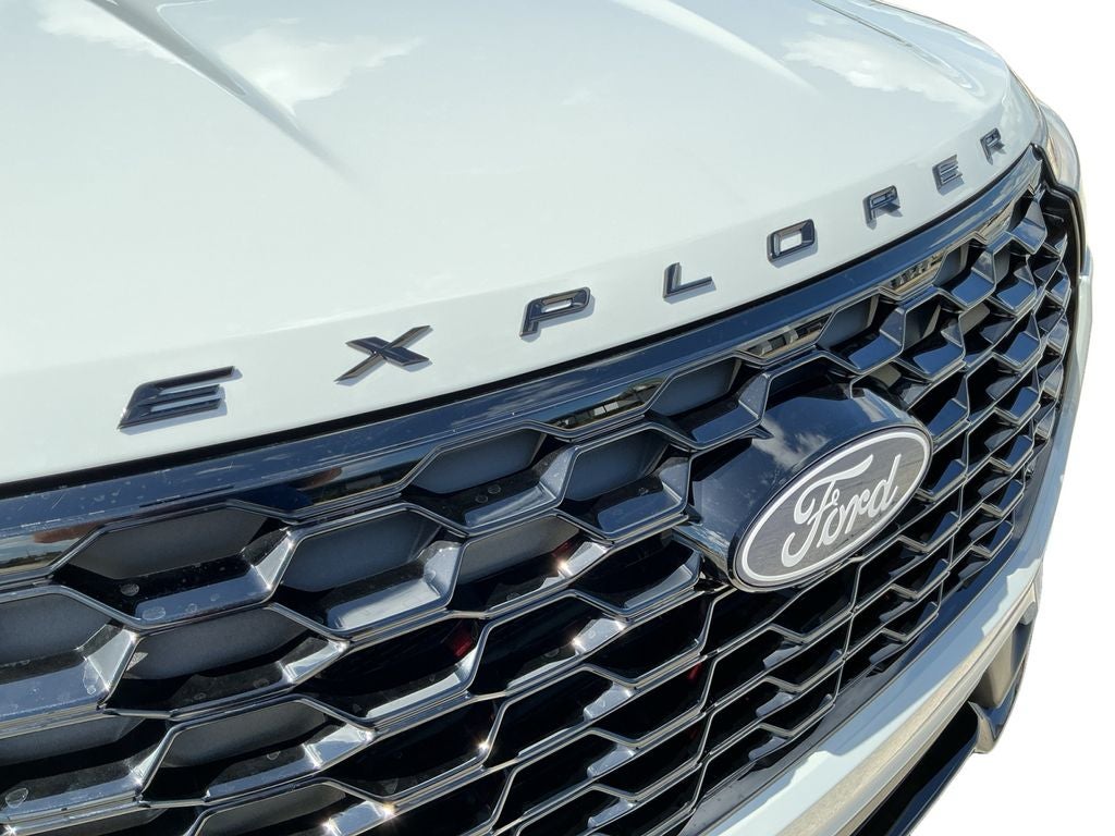 2027 Ford Explorer ST-Line