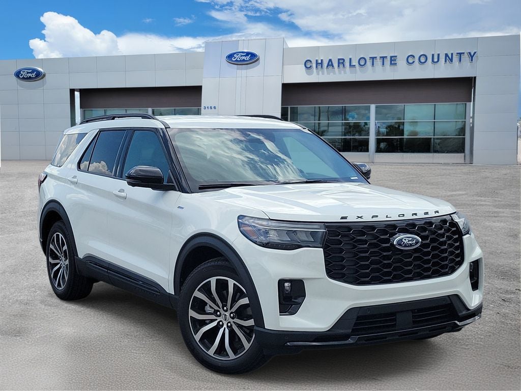 2026 Ford Explorer ST-Line