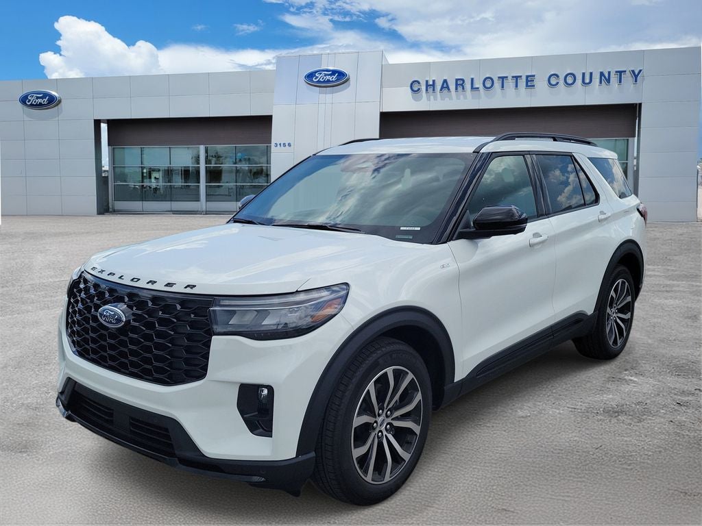 2026 Ford Explorer ST-Line