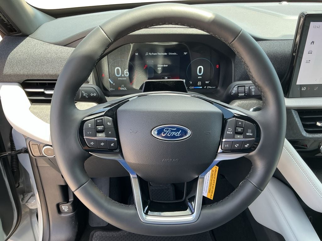 2027 Ford Explorer Platinum