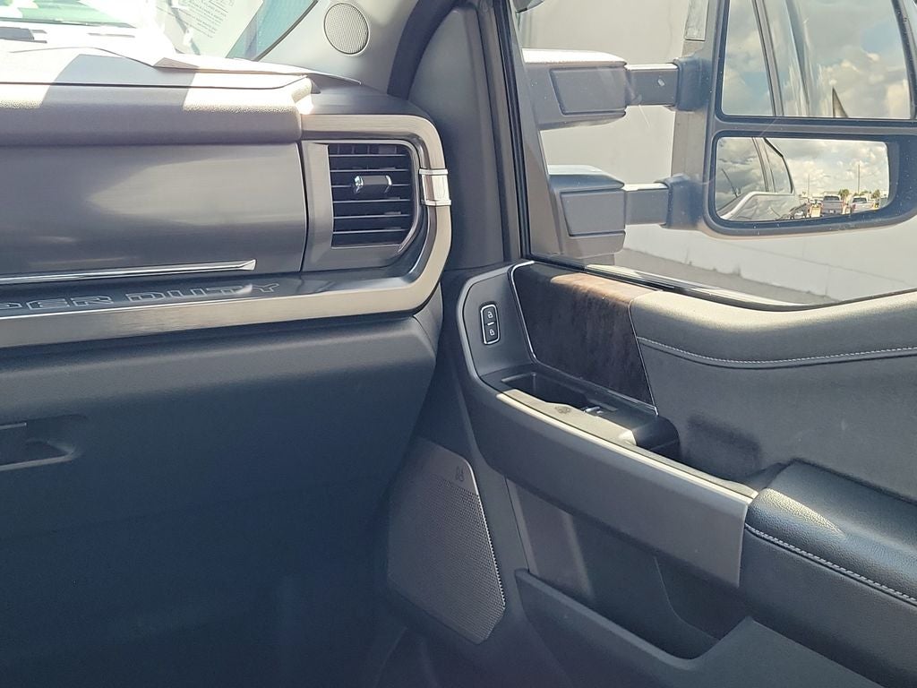 2025 Ford F-250SD Lariat