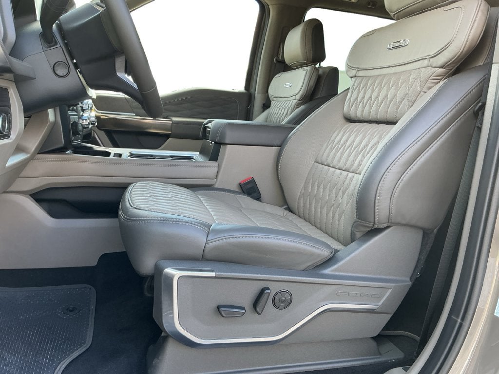 2027 Ford F-250SD Platinum