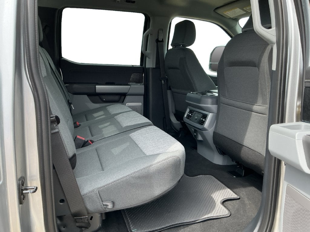 2027 Ford F-250SD XLT