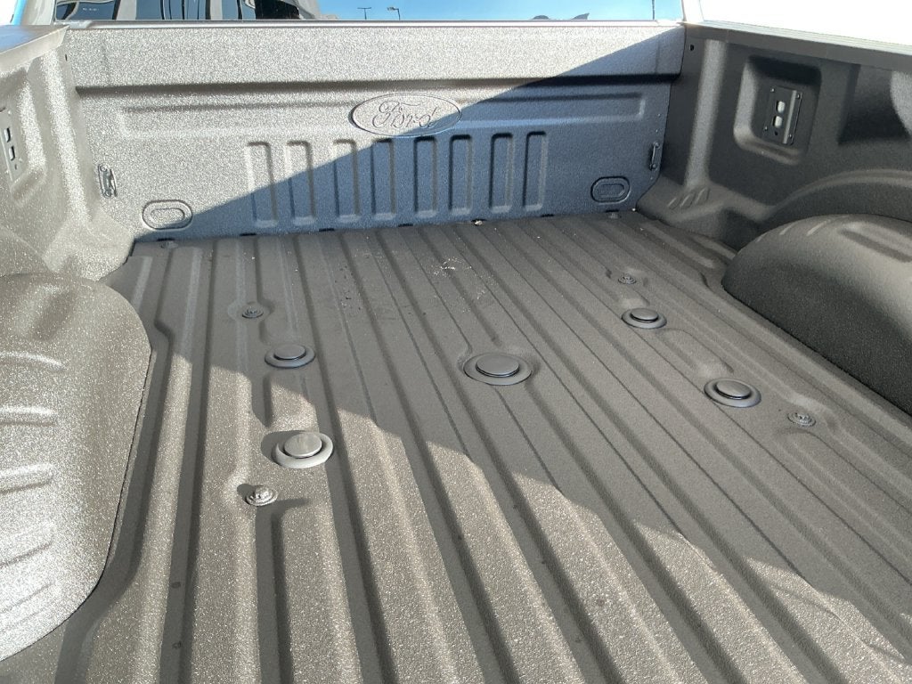 2027 Ford F-350SD Platinum