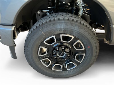 2027 Ford F-350SD Platinum