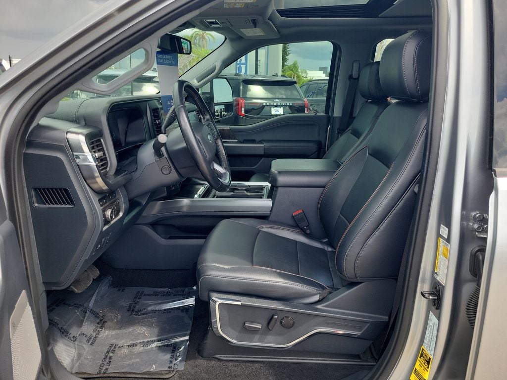 2023 Ford F-350SD Lariat