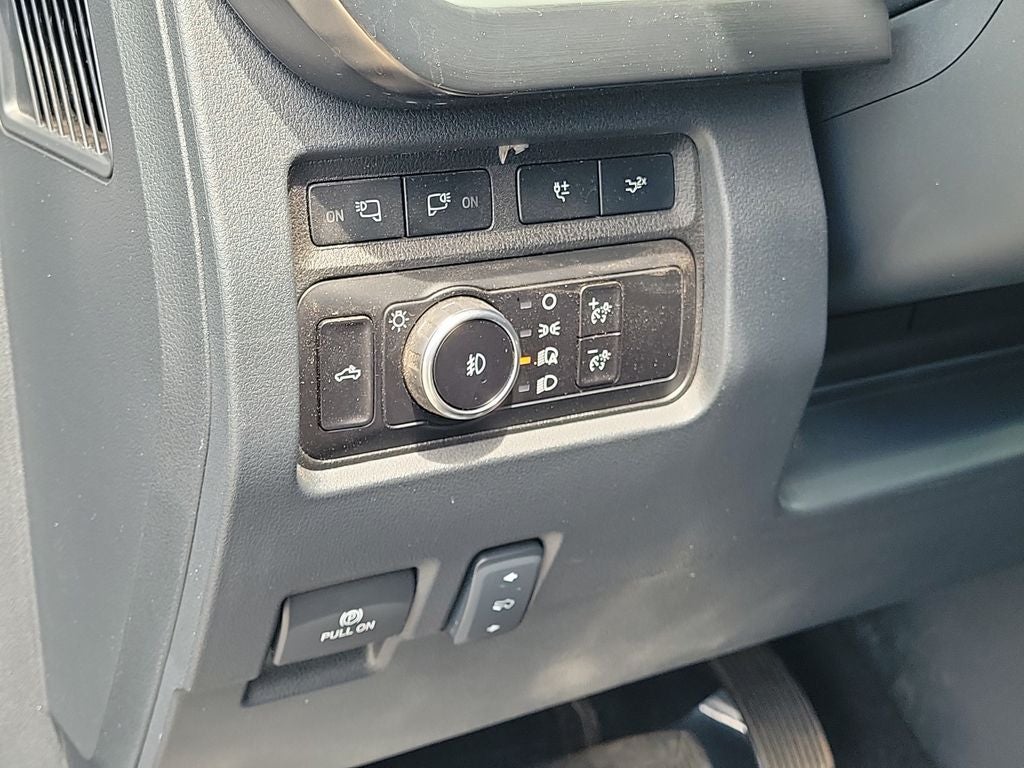 2023 Ford F-350SD Lariat