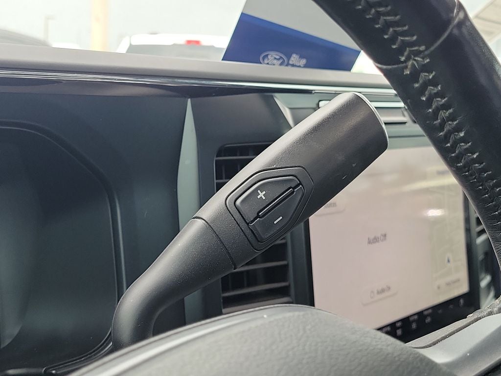 2023 Ford F-350SD Lariat