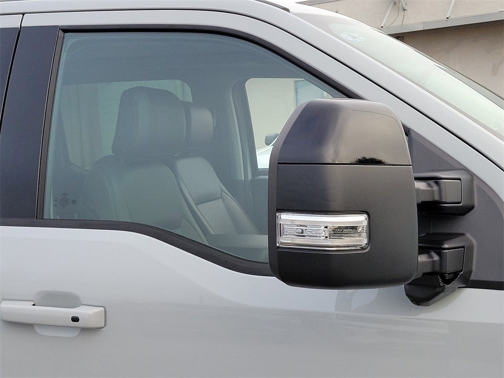 2026 Ford F-350SD F-350® Lariat®