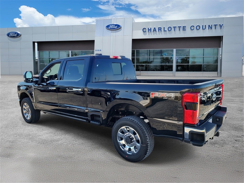 2026 Ford F-350SD Lariat