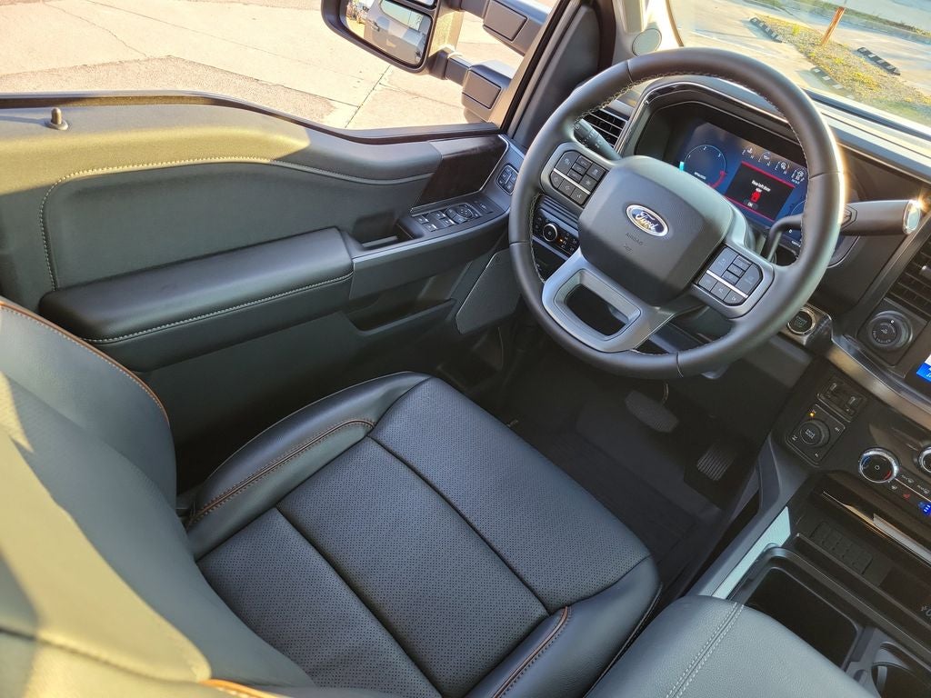 2025 Ford F-350SD Lariat