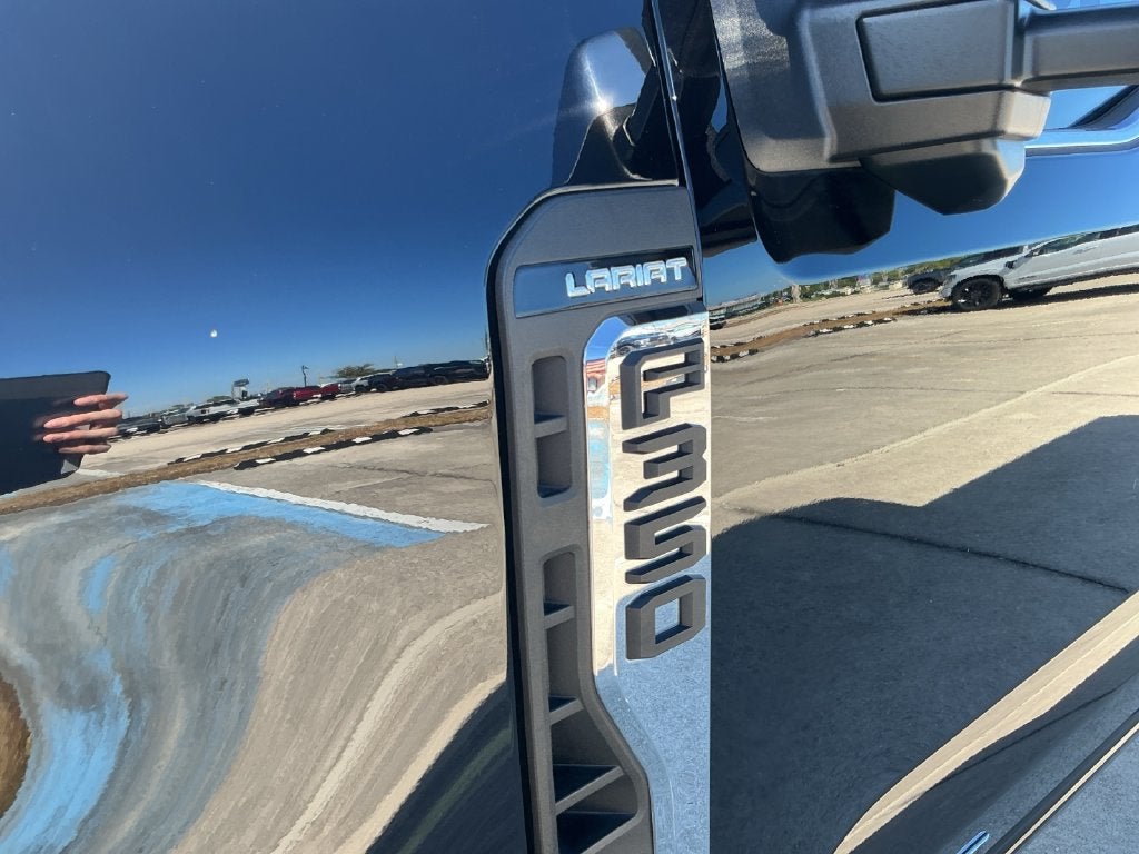 2024 Ford F-350SD Lariat