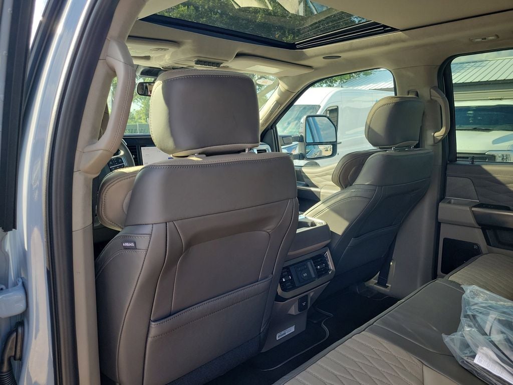 2026 Ford F-350SD Platinum DRW