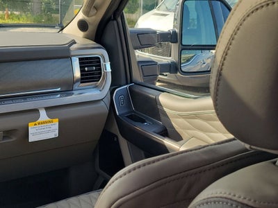 2026 Ford F-350SD Platinum DRW