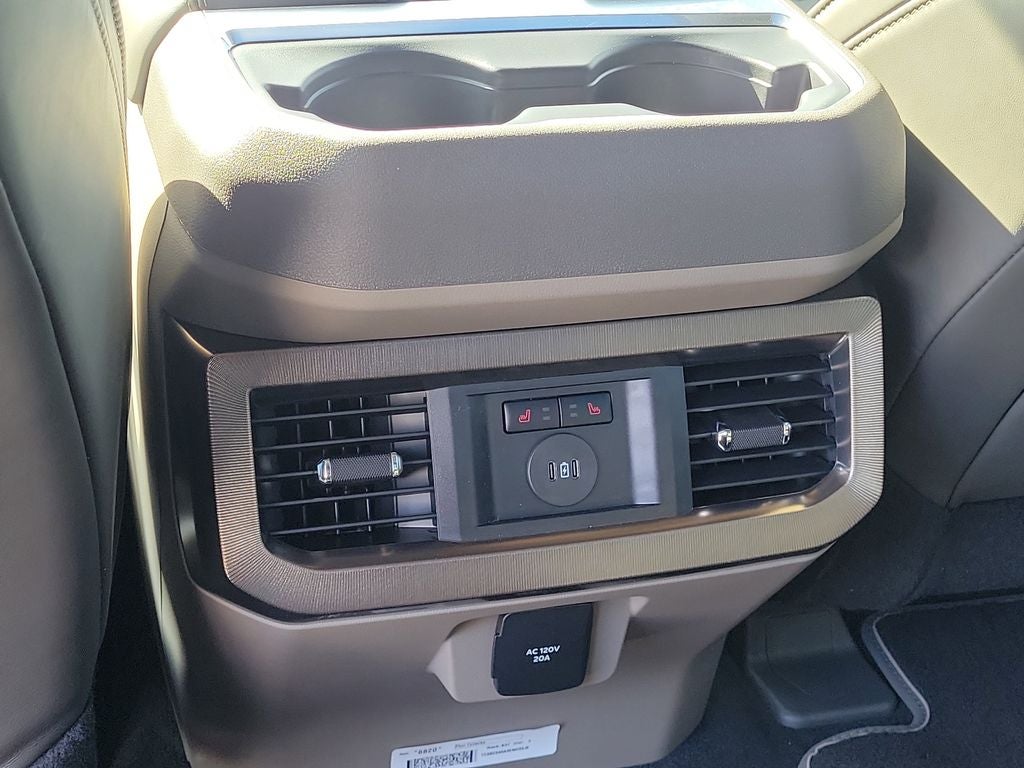 2026 Ford F-350SD Platinum DRW