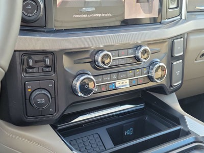 2026 Ford F-350SD Platinum DRW