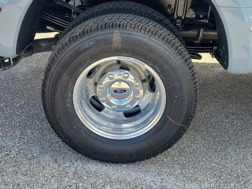 2026 Ford F-350SD Platinum DRW