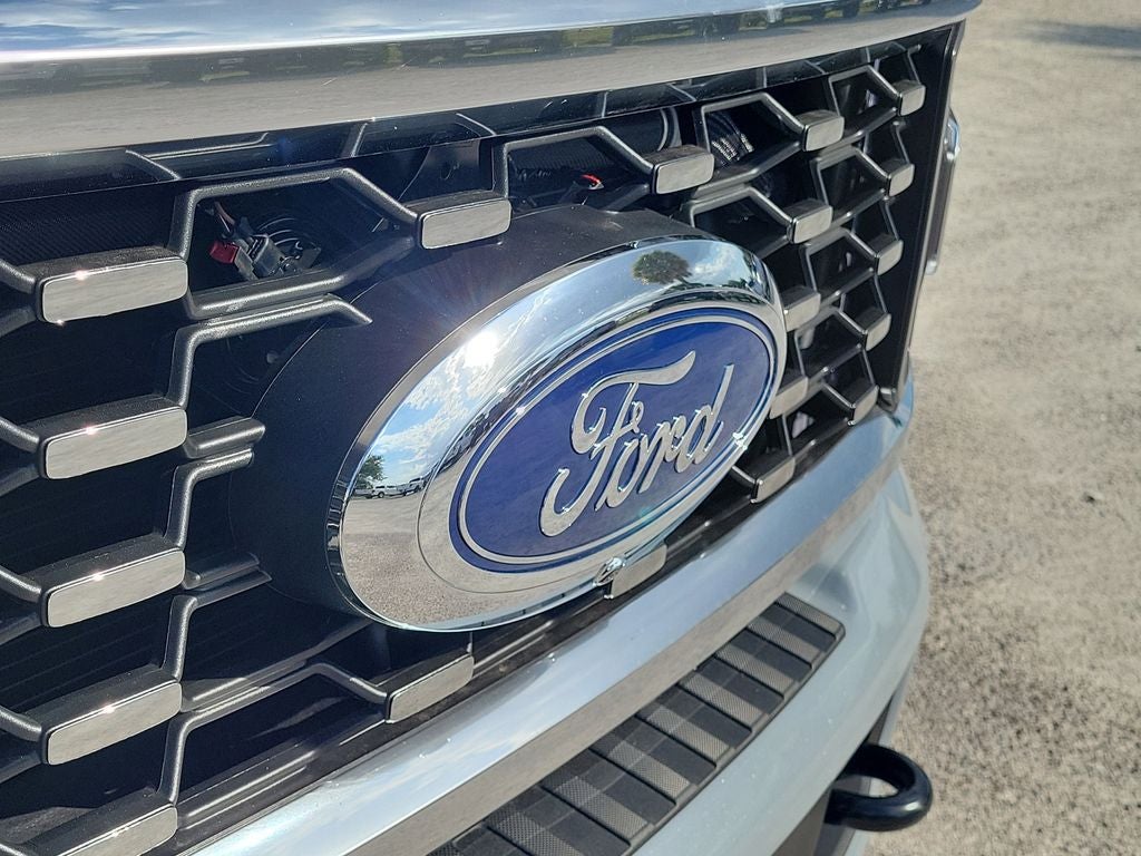 2026 Ford F-350SD Platinum DRW