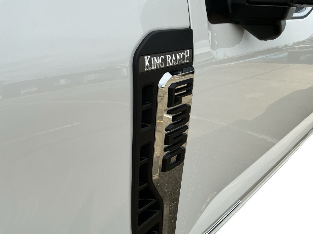 2027 Ford F-350SD King Ranch DRW