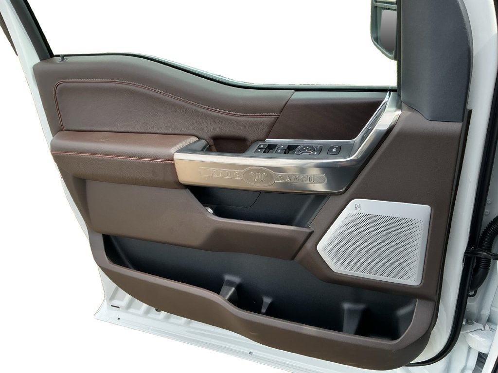 2027 Ford F-350SD King Ranch DRW