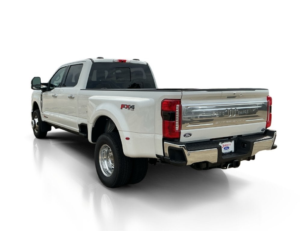 2027 Ford F-350SD King Ranch DRW