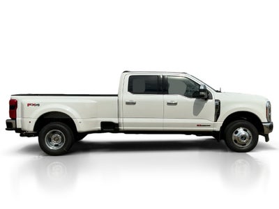 2027 Ford F-350SD King Ranch DRW