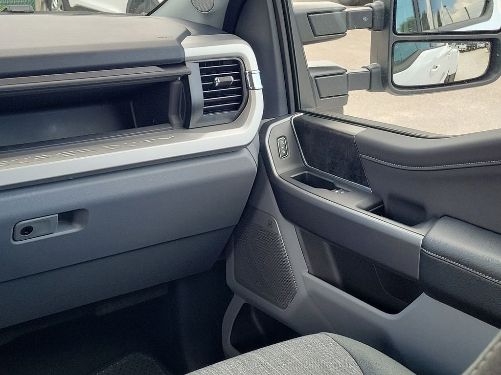 2026 Ford F-350SD XLT DRW