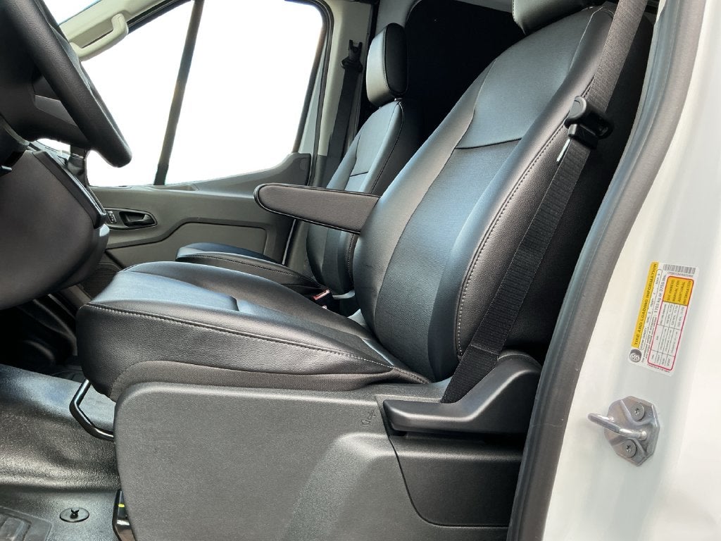 2027 Ford Transit-250 Base