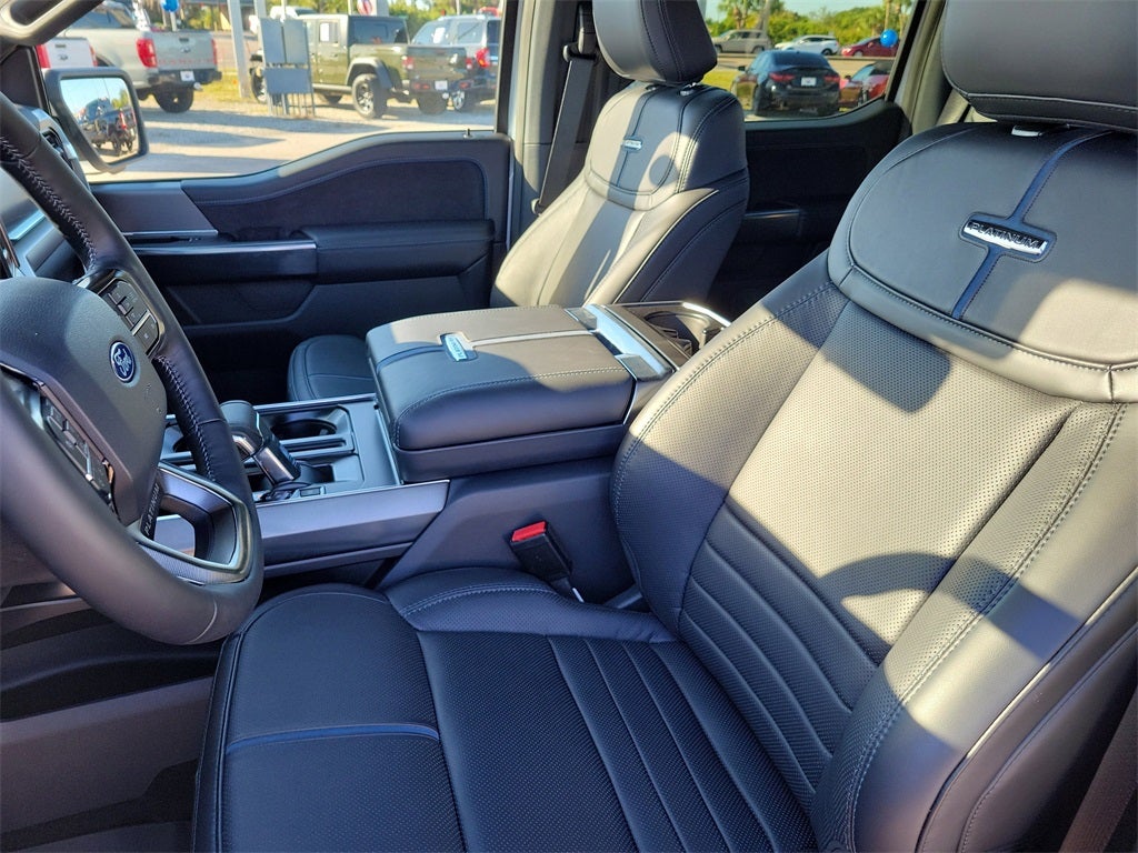 2025 Ford F-150 Platinum