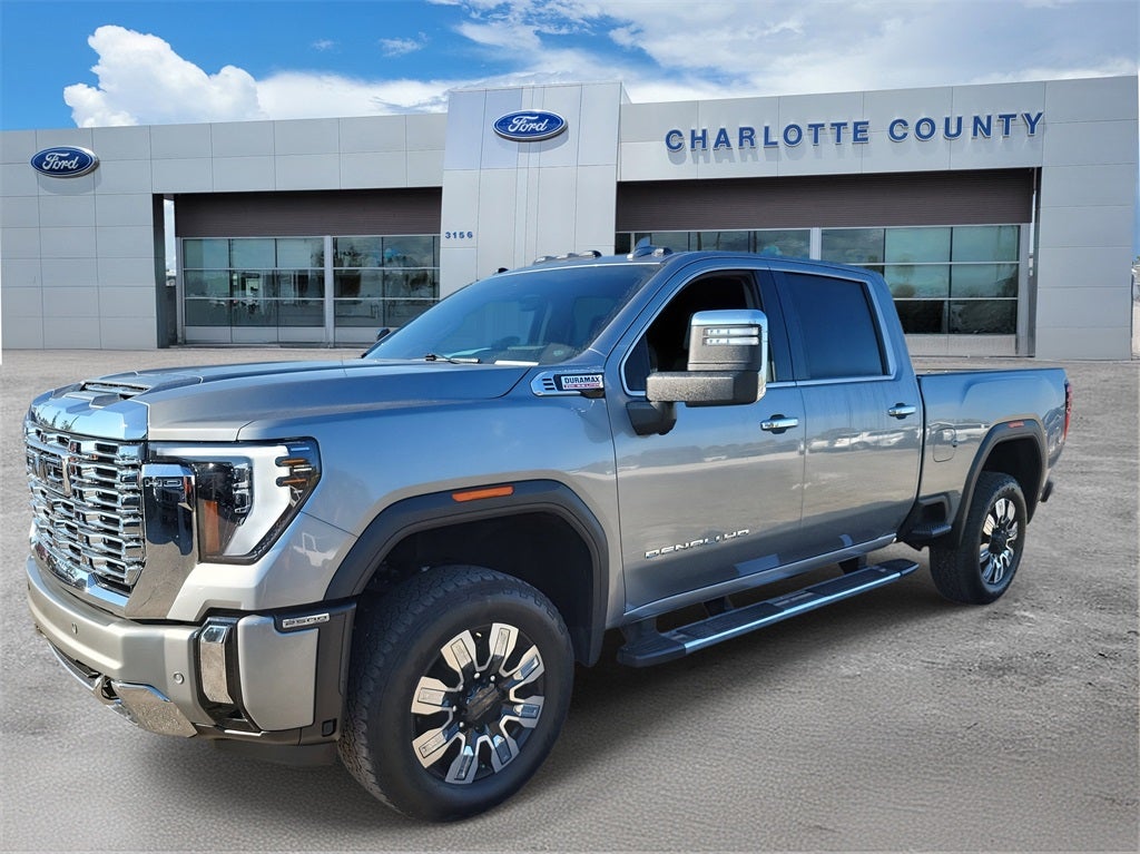 2025 GMC Sierra 2500HD Denali