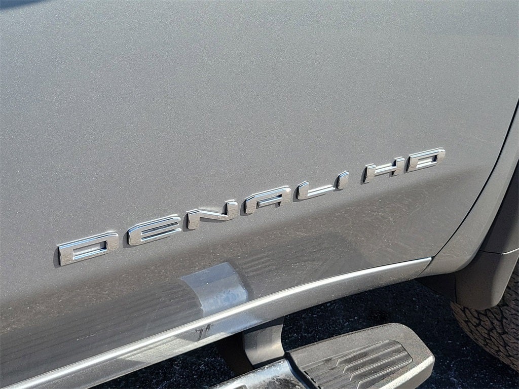 2025 GMC Sierra 2500HD Denali