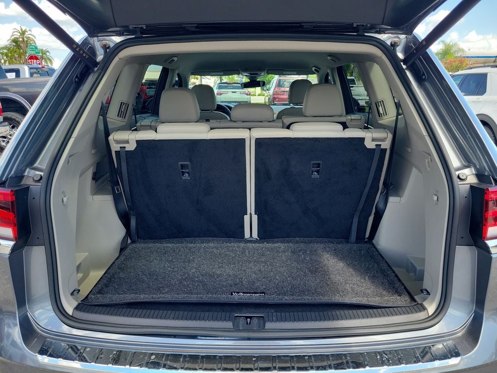 2024 Volkswagen Atlas 2.0T SE w/Technology