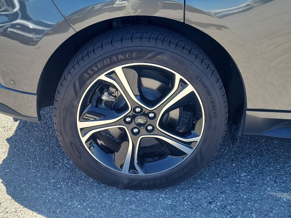 2019 Ford Edge ST