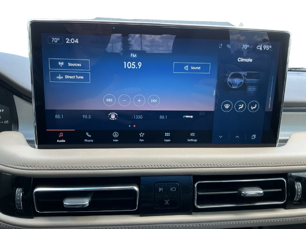 2022 Lincoln Nautilus Standard