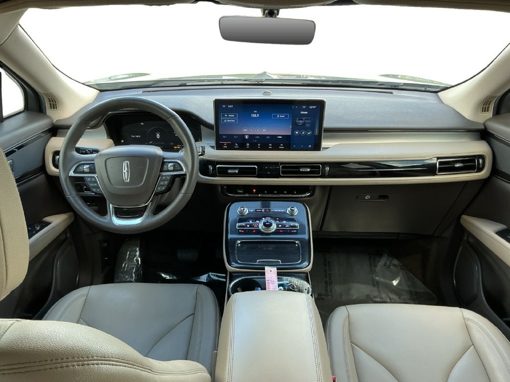 2022 Lincoln Nautilus Standard