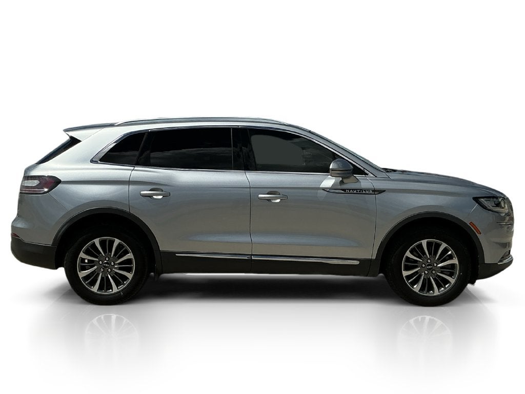 2022 Lincoln Nautilus Standard
