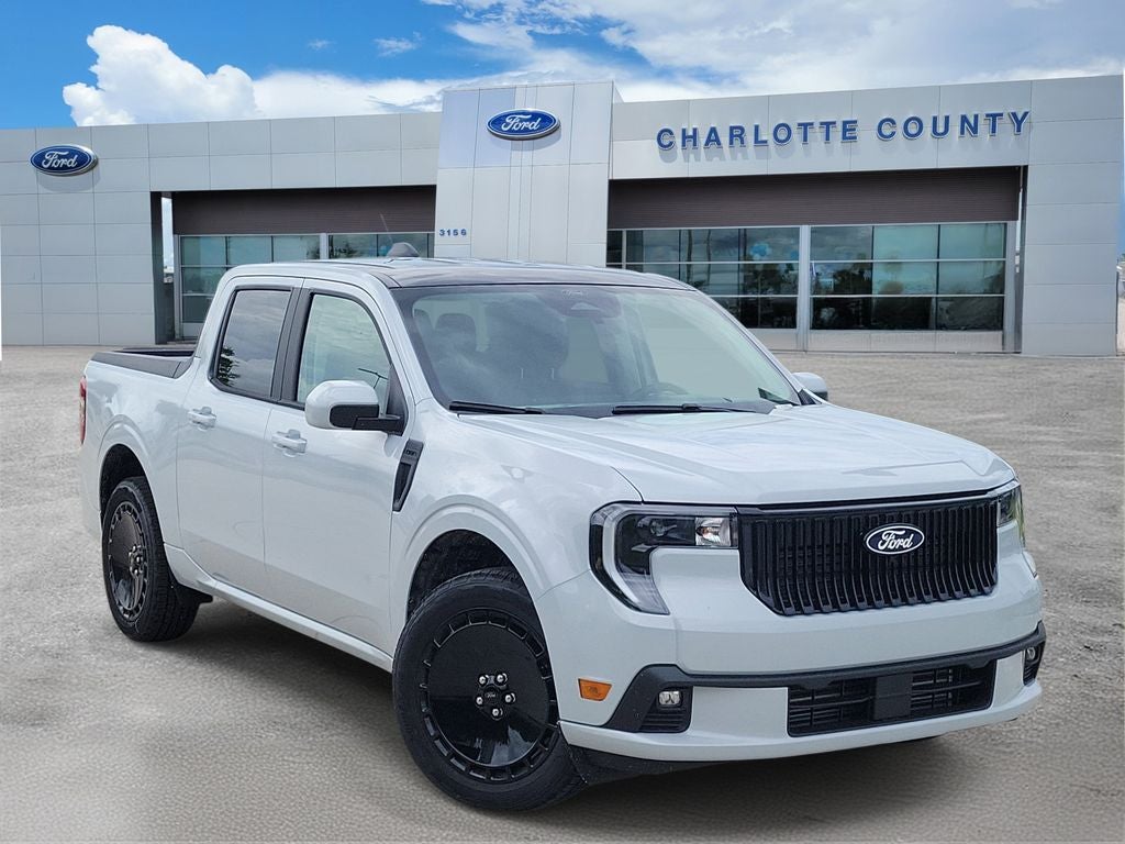 2026 Ford Maverick Lobo Standard