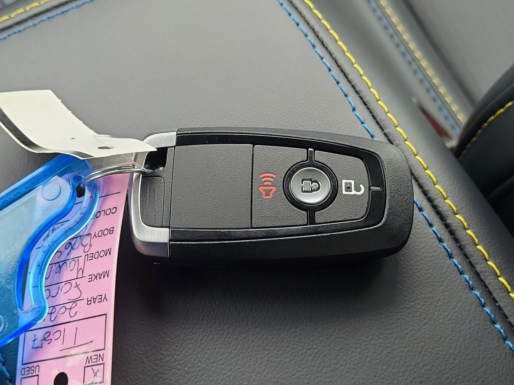2026 Ford Maverick Lobo Standard