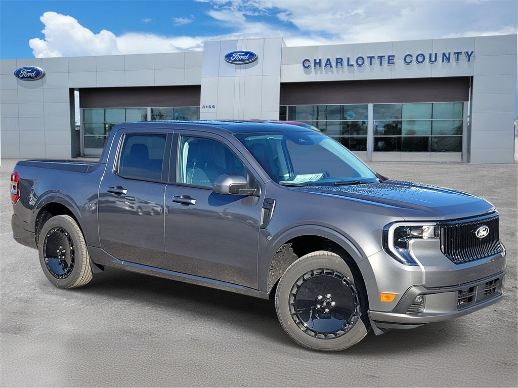 2025 Ford Maverick Lobo Standard