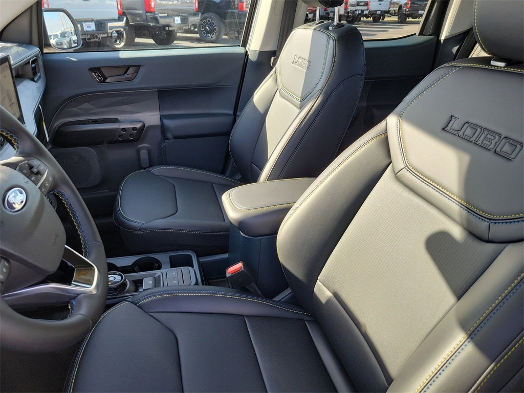 2025 Ford Maverick Lobo Standard